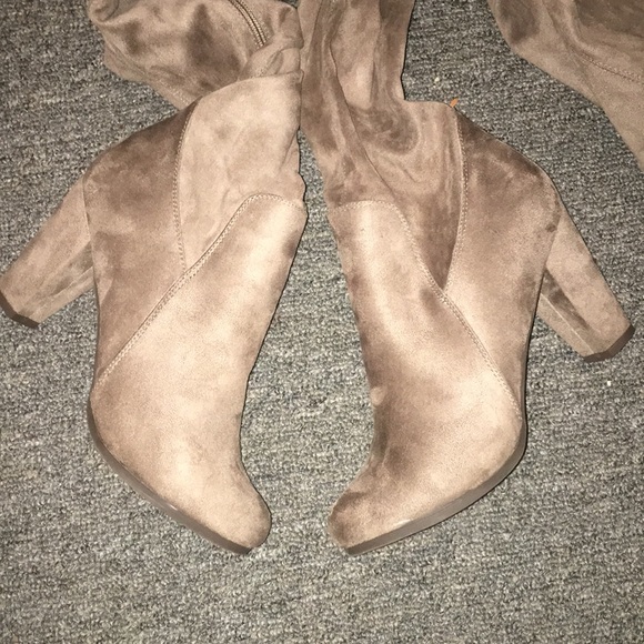 Knee High Heel Boots - Picture 2 of 4